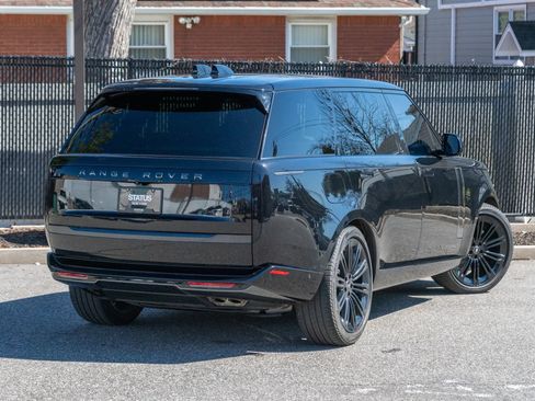 Used 2023 Land Rover Range Rover Long Wheelbase SE AWD/4WD image 28