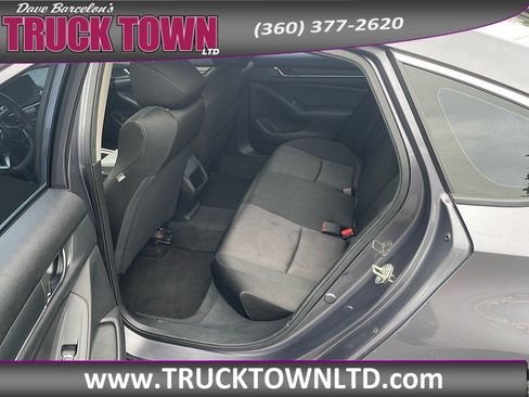 Used 2019 Honda Accord LX image 10