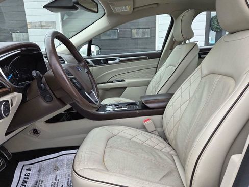 Used 2017 Ford Fusion Energi Platinum FWD image 9