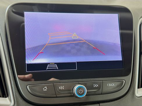 Used 2024 Chevrolet Malibu LT image 13