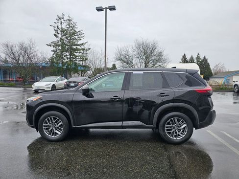 Used 2023 Nissan Rogue S image 4