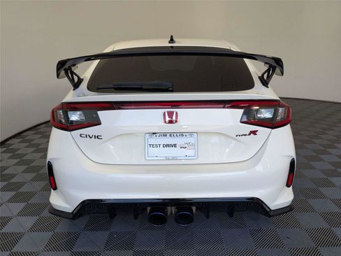 Used 2025 Honda Civic Type R image 6