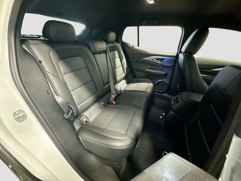 New 2026 Chevrolet Equinox EV LT image 29