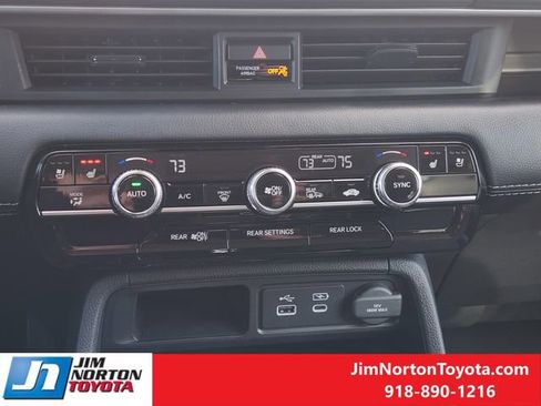 Used 2023 Honda Pilot Elite image 21