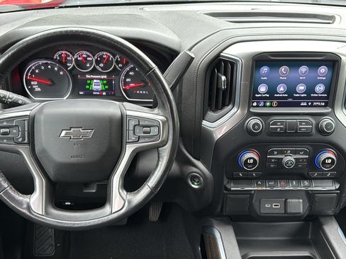 Used 2020 Chevrolet Silverado 1500 LT Trail Boss AWD/4WD image 28