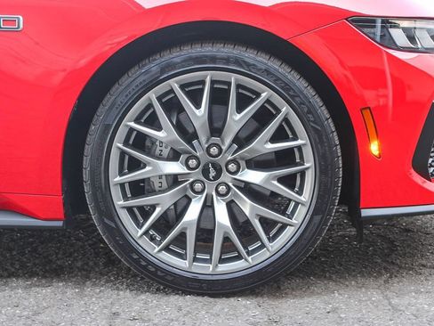 Used 2025 Ford Mustang GT Premium RWD image 11