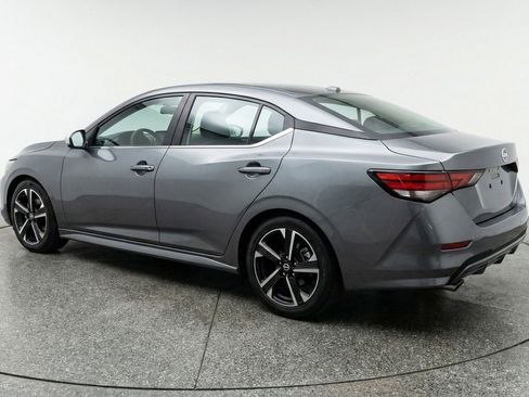 Used 2025 Nissan Sentra SV FWD image 6