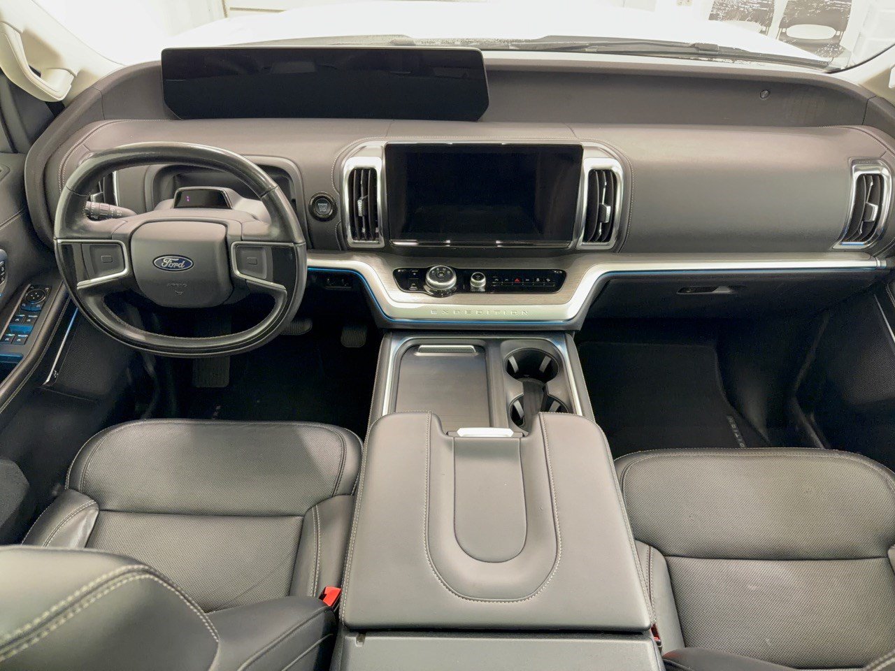 Used 2025 Ford Expedition Max Platinum AWD/4WD image 17