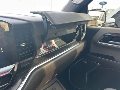 Used 2024 Chevrolet Silverado 1500 LTZ image 43