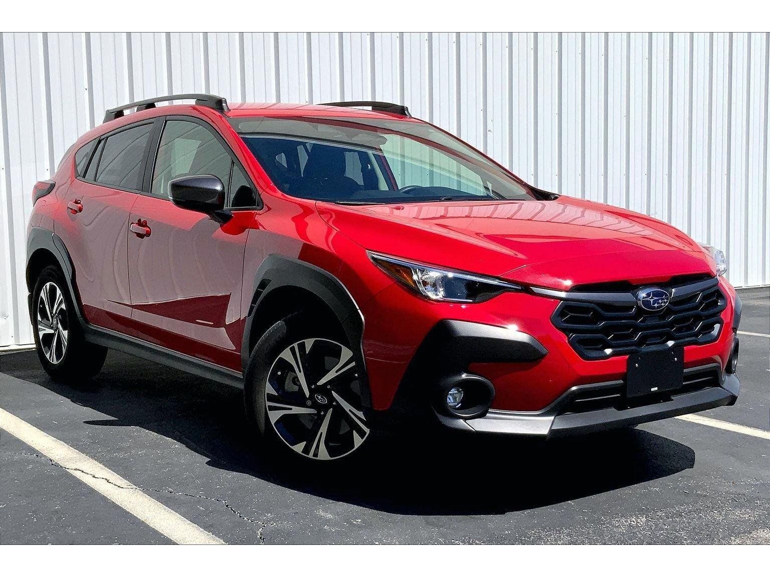 Used 2024 Subaru Crosstrek 2.0i Premium AWD/4WD image 2