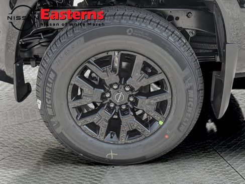 New 2026 Nissan Frontier SV w/ Tow Package AWD/4WD image 9