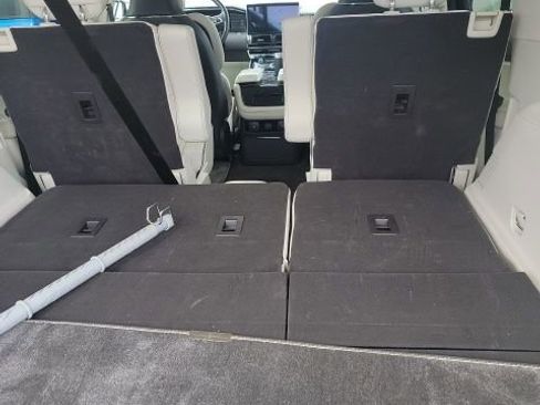 Used 2023 Lincoln Navigator Black Label image 7