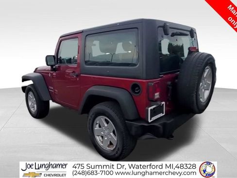 Used 2012 Jeep Wrangler Sport AWD/4WD image 7