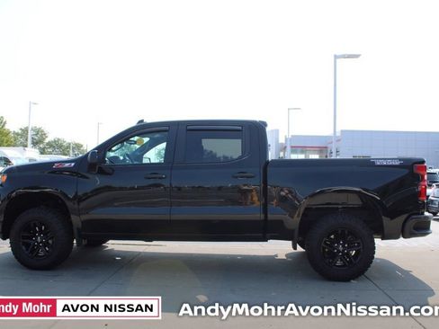 Used 2021 Chevrolet Silverado 1500 Custom Trail Boss AWD/4WD image 4