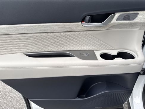 Used 2025 Hyundai Palisade Calligraphy image 16