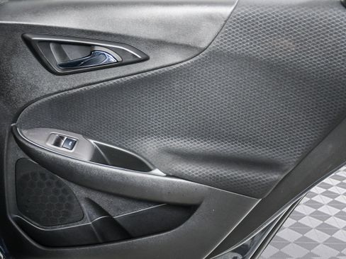 Used 2025 Chevrolet Malibu LS image 25