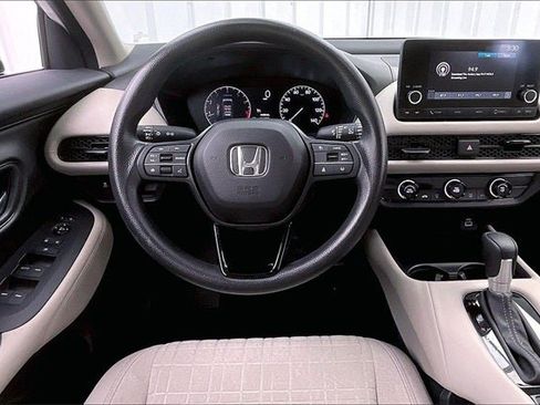 Certified 2023 Honda HR-V LX image 5