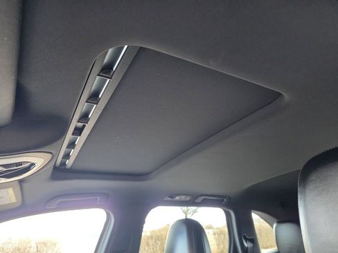 Used 2012 Porsche Cayenne S image 22