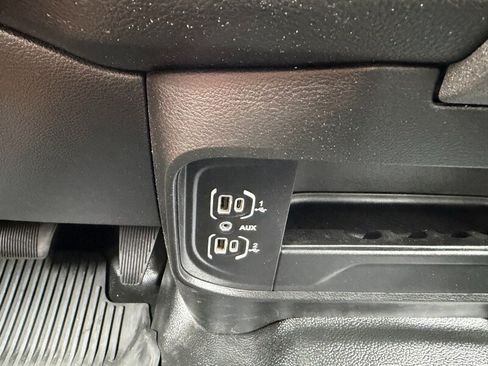 Used 2022 RAM 2500 Tradesman AWD/4WD image 35