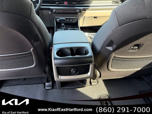 New 2026 Kia Carnival LX FWD image 20