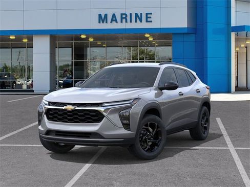 New 2026 Chevrolet Trax LT w/ Driver Confidence Package image 6