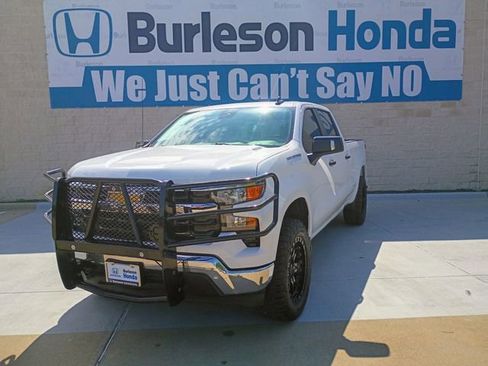 Used 2025 Chevrolet Silverado 1500 W/T w/ WT Safety Package AWD/4WD image 11