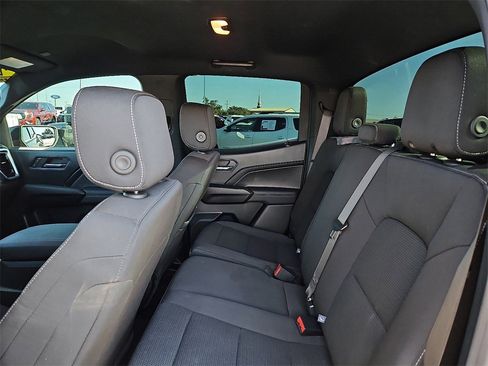 Used 2024 GMC Canyon Elevation image 17