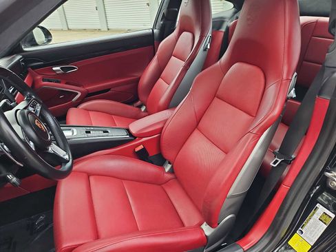 Certified 2019 Porsche 911 Turbo AWD/4WD image 29