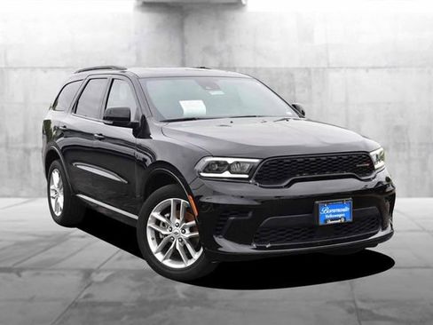 Used 2025 Dodge Durango GT AWD/4WD image 2