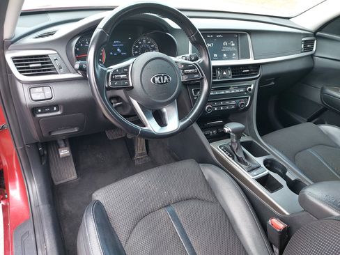 Used 2019 Kia Optima S w/ S Panoramic Sunroof Package image 16