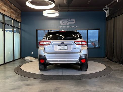 Used 2019 Subaru Crosstrek 2.0i Limited image 4