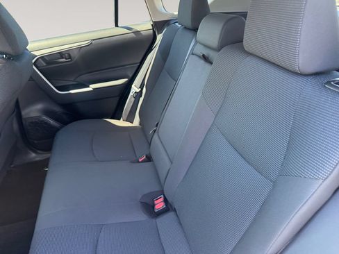 Used 2023 Toyota RAV4 LE AWD/4WD image 13