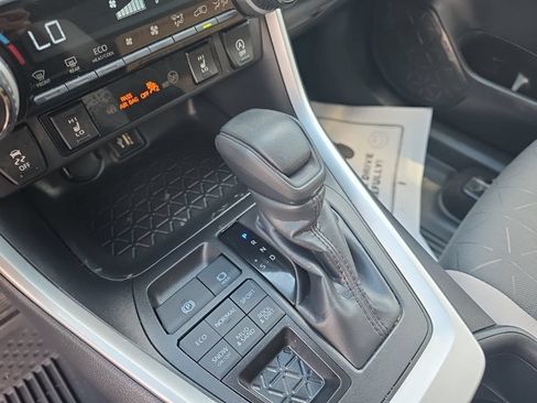 Certified 2025 Toyota RAV4 XLE w/ Convenience Package AWD/4WD image 24