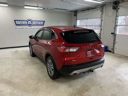 Used 2022 Ford Escape SEL w/ Class II Trailer Tow Package image 4