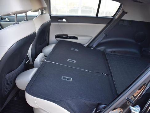 Used 2022 Kia Sportage EX image 49