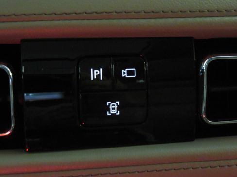 Used 2020 Lincoln Aviator Reserve w/ Equipment Group 202A image 38