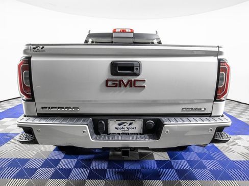 Used 2018 GMC Sierra 1500 Denali w/ Denali Ultimate Package image 4