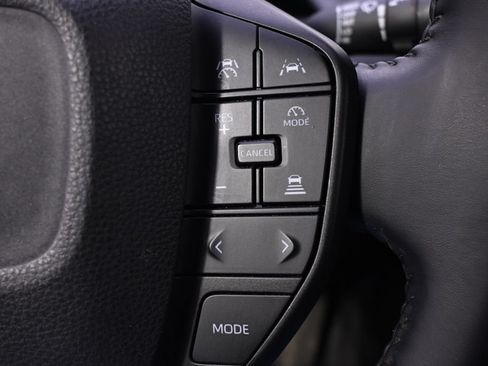 Used 2023 Toyota Prius LE FWD image 34