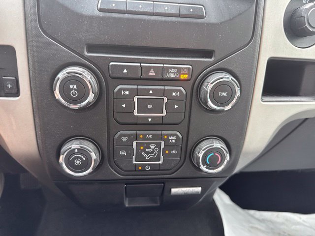 Used 2014 Ford F150 XLT w/ Equipment Group 302A Luxury AWD/4WD image 17