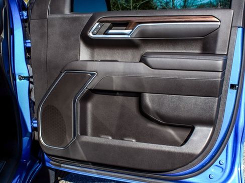 Used 2022 Chevrolet Silverado 1500 RST image 13