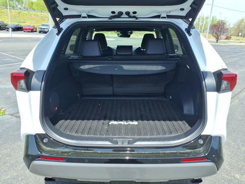 Used 2024 Toyota RAV4 XSE w/ Advanced Technology Package image 24