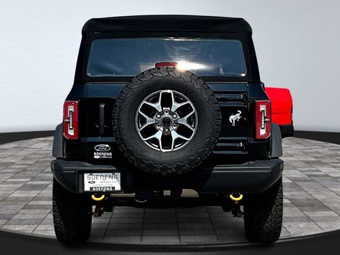 Used 2024 Ford Bronco Badlands image 6