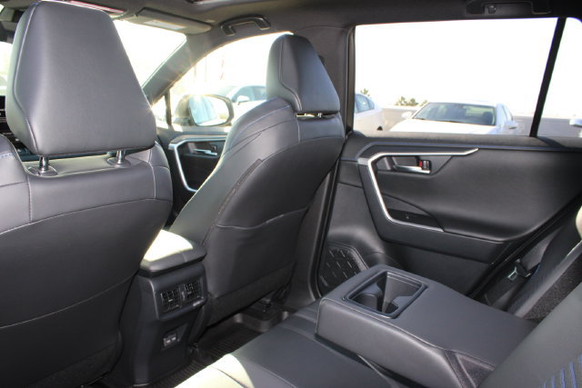 Used 2024 Toyota RAV4 XSE w/ Advanced Technology Package AWD/4WD image 9