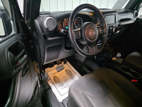 Used 2017 Jeep Wrangler Sport w/ Quick Order Package 23S AWD/4WD image 7