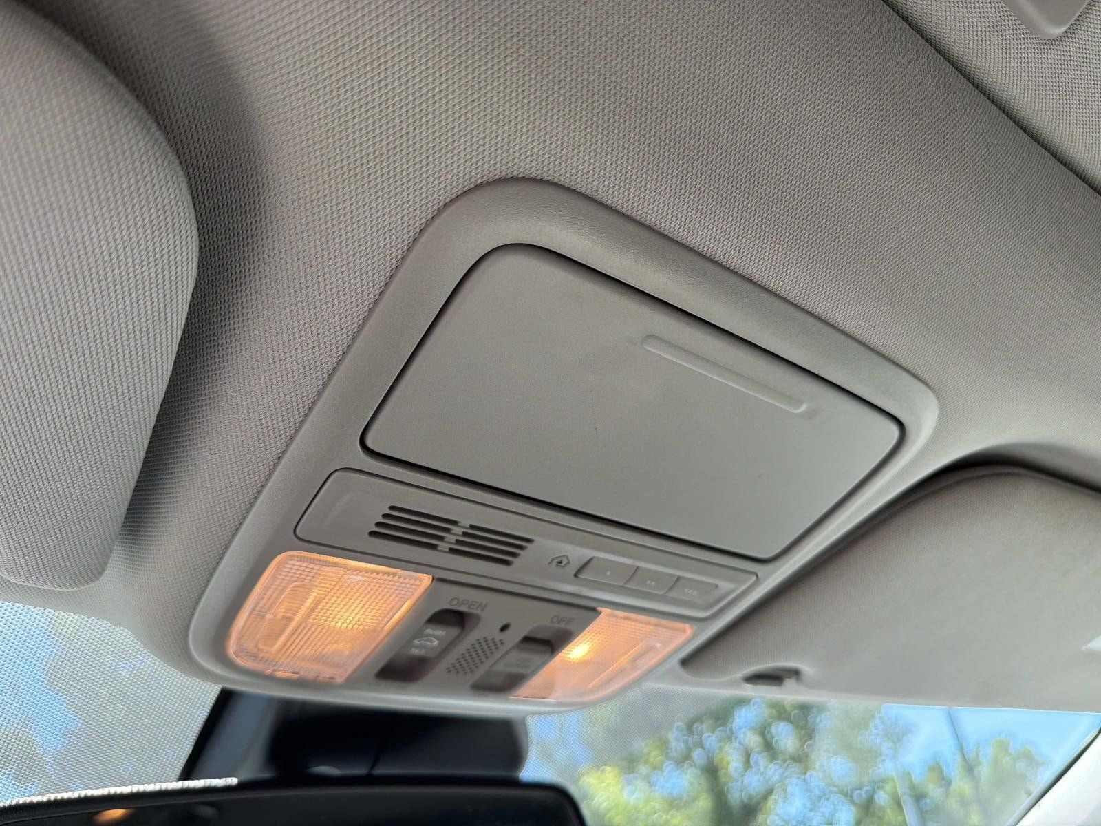 Used 2016 Honda Odyssey Touring image 30