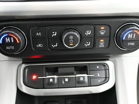 Used 2021 GMC Acadia SLT w/ Premium Package AWD/4WD image 18
