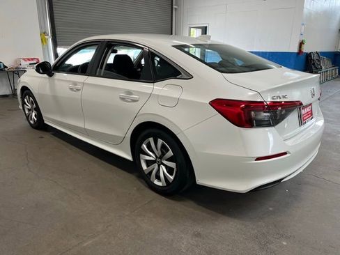 Used 2023 Honda Civic LX image 5