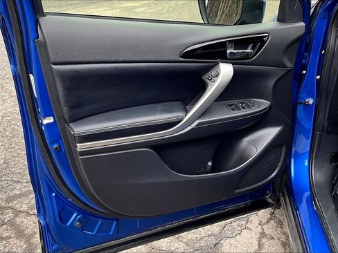 Used 2025 Mitsubishi Eclipse Cross SE image 9