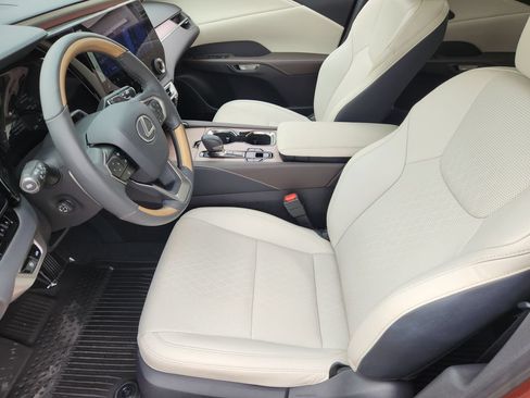 Certified 2025 Lexus RX 350 Premium Plus w/ Convenience Package AWD/4WD image 13