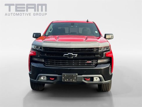 Used 2019 Chevrolet Silverado 1500 LT Trail Boss image 2